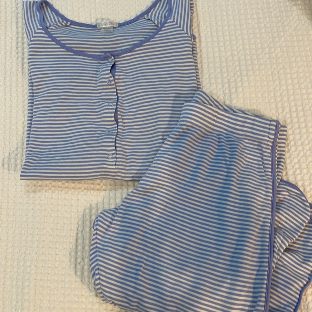 GUC. MATERNITY SET. LAKE PAJAMAS.
